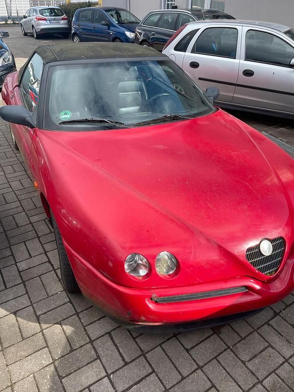 Gebraucht Alfa Romeo Spider 150 PS (110 kW) 1997 Rot Cabrio