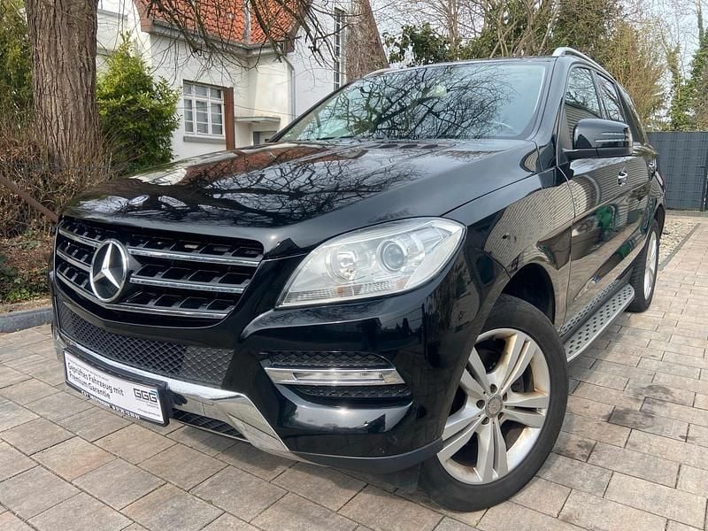 Gebraucht Mercedes ML350 306 PS (225 kW) 2012 Schwarz SUV
