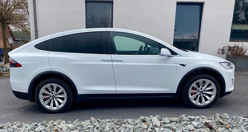 Gebraucht Tesla Model X 567 kW (772 PS) 2016 Weiß SUV