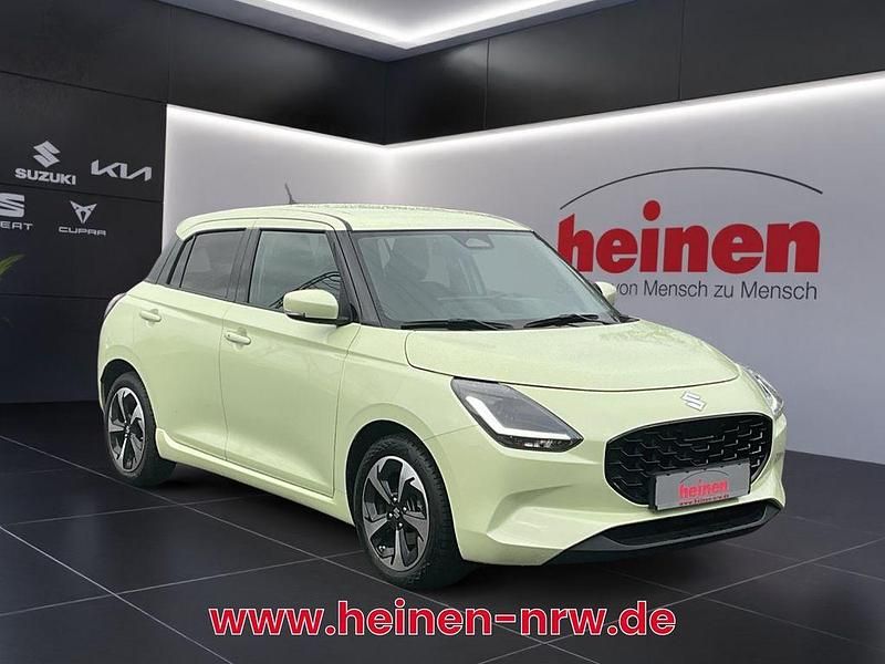 Gebraucht Suzuki Swift Comfort+ 83 PS (61 kW) 2025 Gelb Kleinwagen