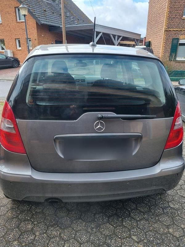 Gebraucht Mercedes A150 95 PS (69 kW) 2008 Grau Van / Kleinbus