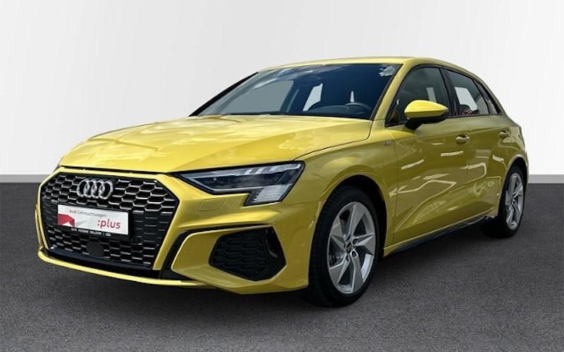 Gebraucht Audi A3 S-Line 150 PS (110 kW) 2024 Pythongelb metallic Limousine