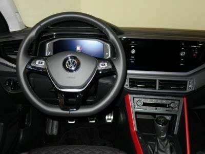 Gebraucht VW Polo Join 95 PS (69 kW) 2019 Silber metallic Limousine