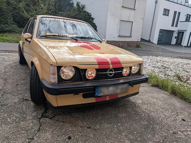 Beige Gebraucht 1980 Opel Kadett Coupé | 6.000 € - Bild 1/4