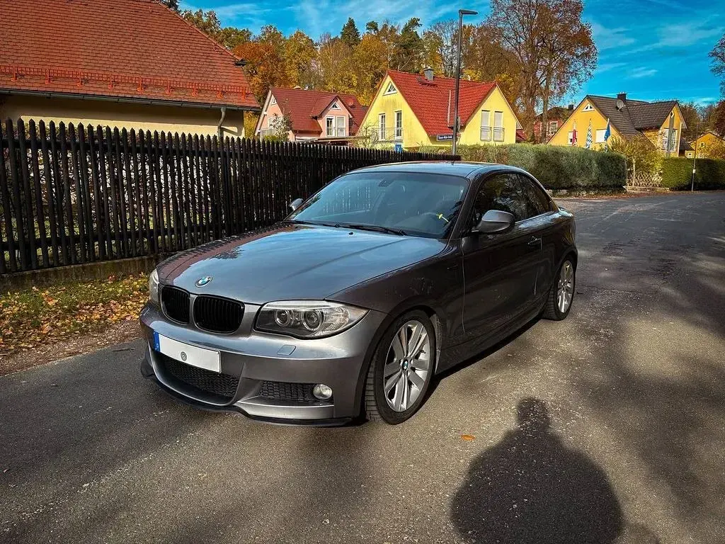 Gebraucht BMW 118 Performance 143 PS (105 kW) 2013 Grau Kleinwagen