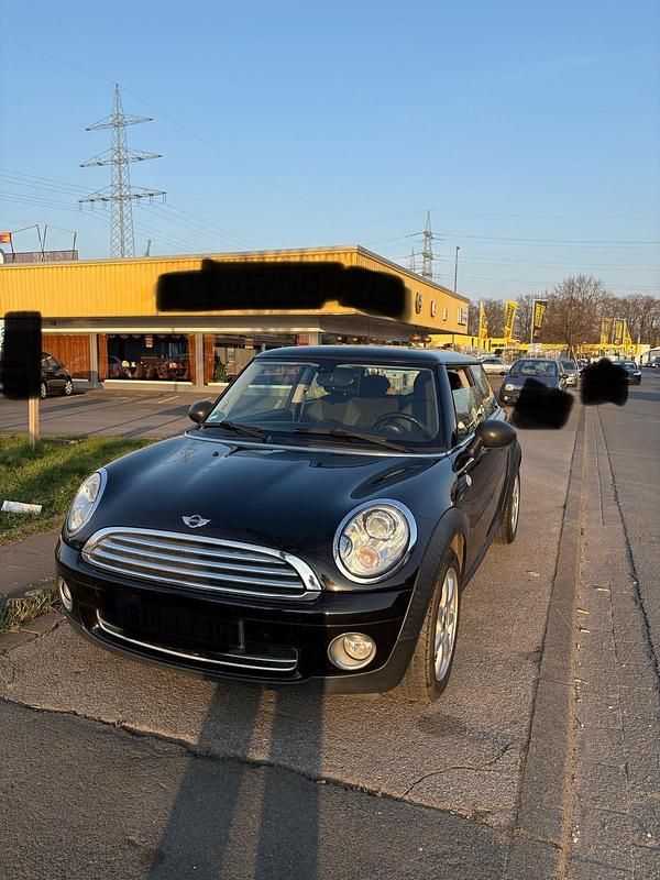 Schwarz Gebraucht 2010 Mini ONE Kleinwagen | 3.000 € - Bild 1/4