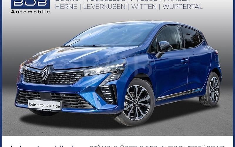 Grau Gebraucht 2025 Renault Clio V Techno Limousine | 17.888 € (Fairer Preis) - Bild 1/4