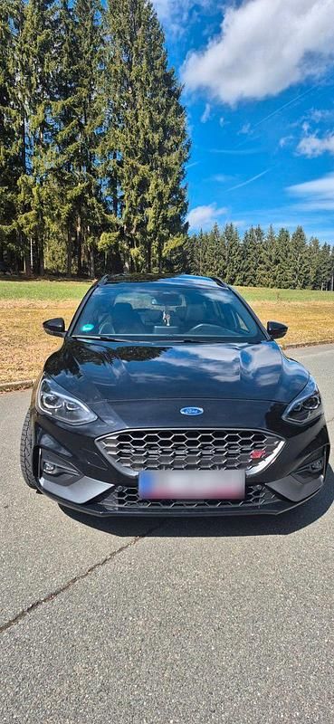 Usata Ford Focus ST 190 CV (139 kW) 2020 Nero Station wagon
