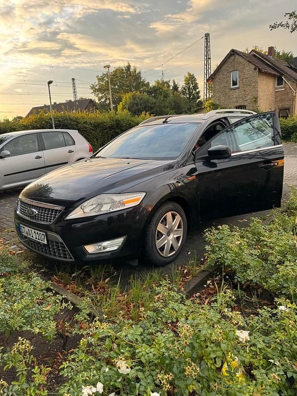 Schwarz Gebraucht 2007 Ford Mondeo Kombi | 2.400 € - Bild 1/4
