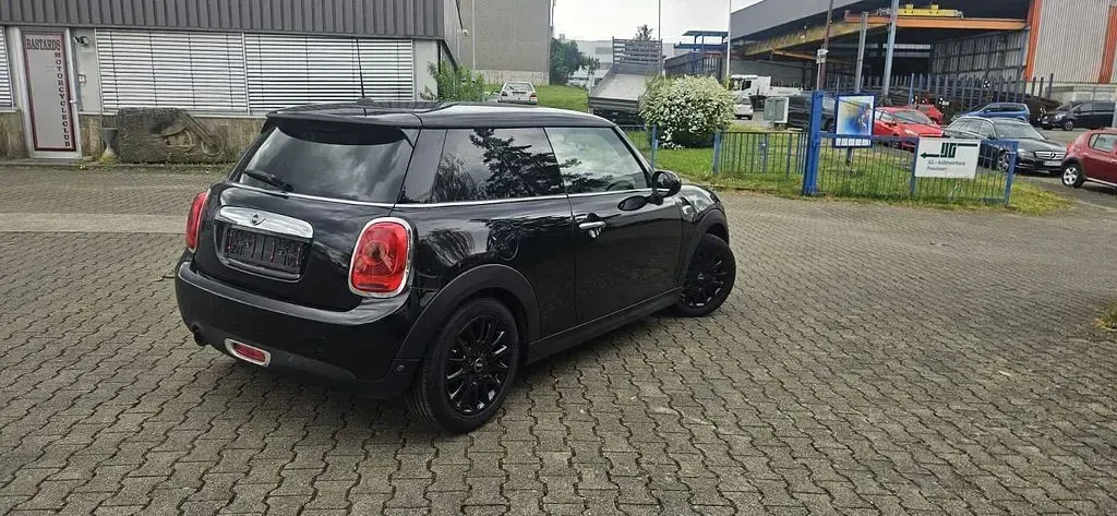 Gebraucht Mini Metropolitan 102 PS (75 kW) 2016 Schwarz Kleinwagen