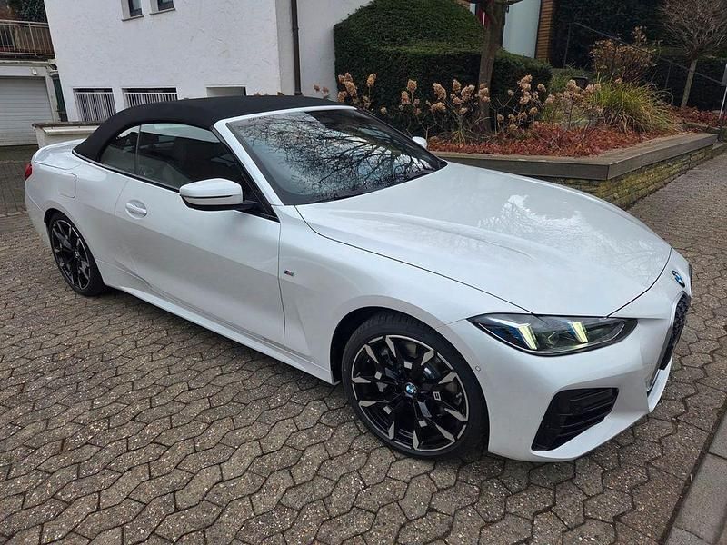 Weiß Neu 2025 BMW 430 Cabriolet Sport Line Cabrio | 63.499 € (Etwas zu teuer) - Bild 1/4
