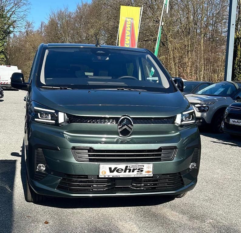 Gebraucht Citroën Spacetourer 179 PS (131 kW) 2026 Grün Van / Kleinbus