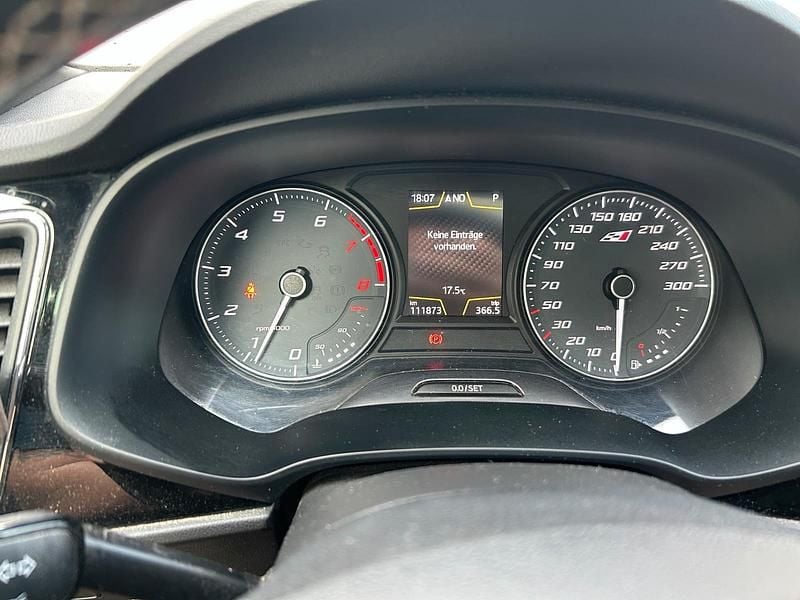 Rot Gebraucht 2018 Cupra Leon Kombi | 17.300 € (Superpreis) - Bild 1/4