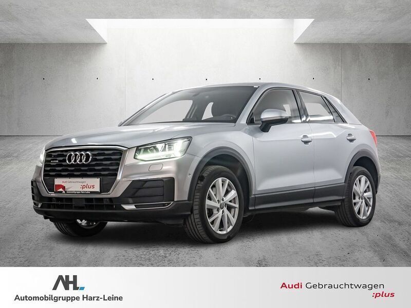 Florettsilber Gebraucht 2020 Audi Q2 Basis SUV | 23.989 € (Fairer Preis) - Bild 1/4