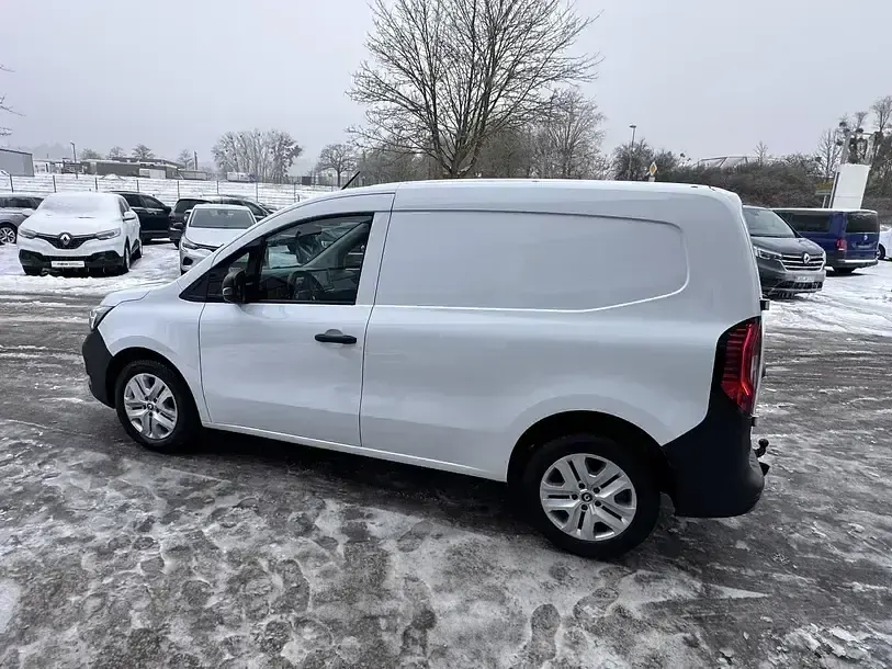 Używany Renault Kangoo Rapid Extra 95 KM (69 kW) 2021 Biały Minivan