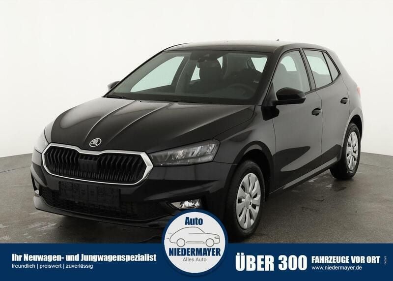 Graphite grau metallic Neu 2024 Skoda Fabia Selection Limousine | 19.495 € (Superpreis) - Bild 1/4