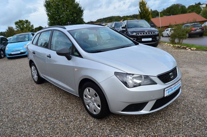 Silber Gebraucht 2014 Seat Ibiza Reference Limousine | 6.900 € (Etwas zu teuer) - Bild 1/4