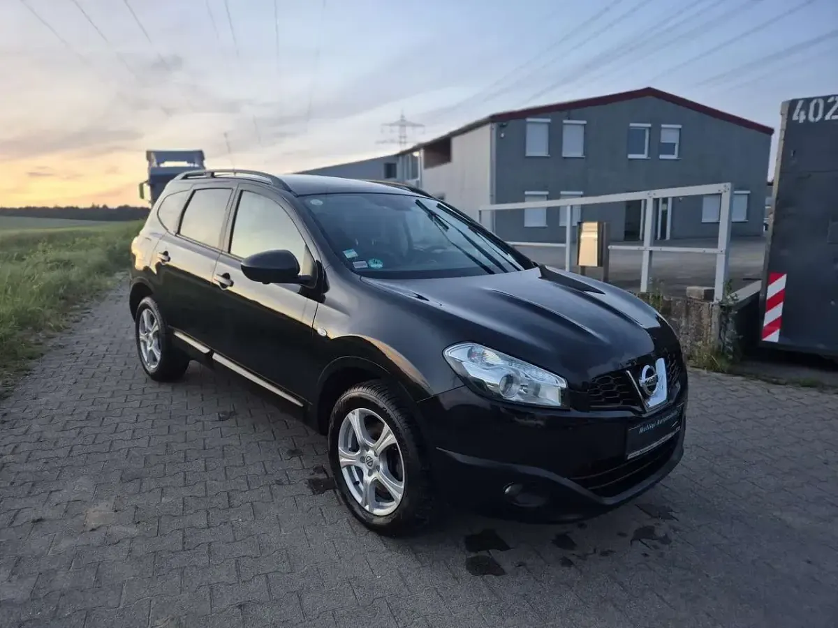 Gebraucht Nissan Qashqai +2 360º 131 PS (96 kW) 2013 Black (m) SUV