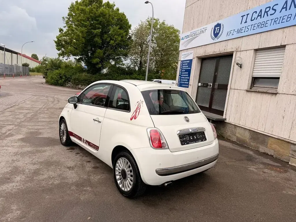 Gebraucht Fiat 500 Lounge 69 PS (50 kW) 2012 Weiß Limousine