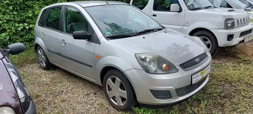 Gebraucht Ford Fiesta Ambiente 69 PS (50 kW) 2007 Grau Kleinwagen