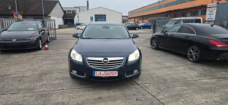 Gebraucht Opel Insignia Innovation 131 PS (96 kW) 2013 Blau Kombi