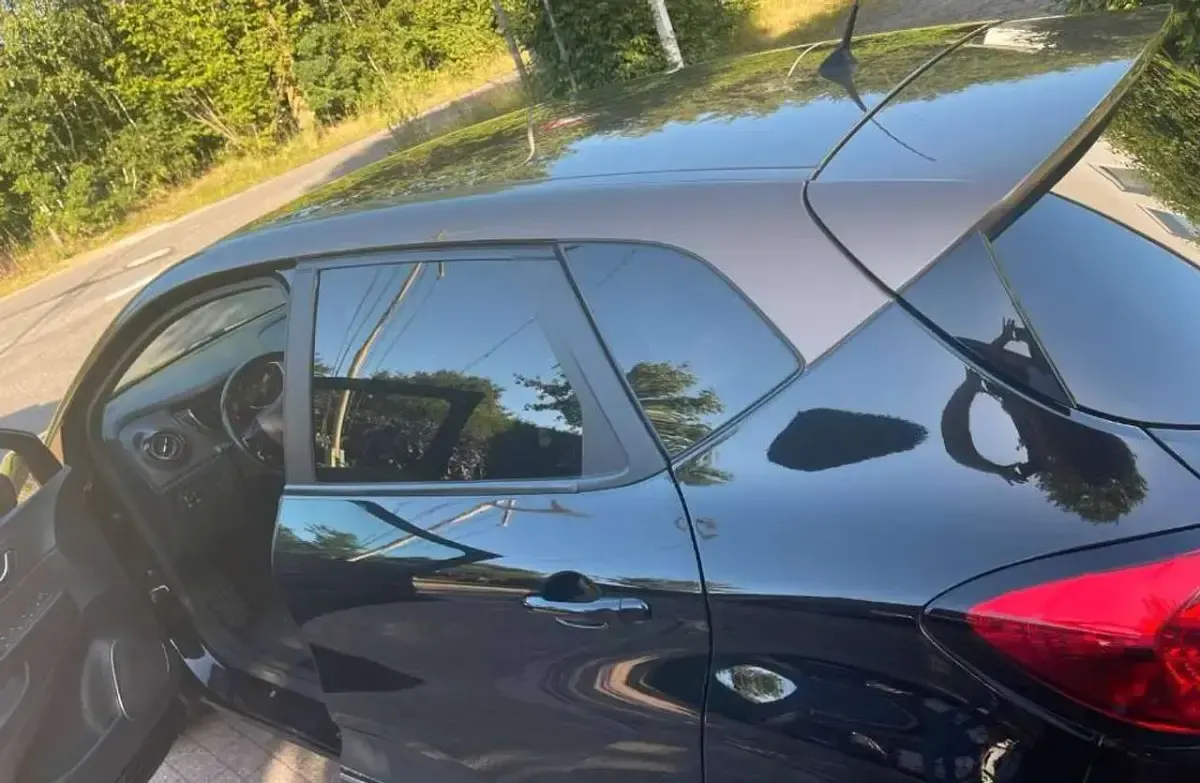 Gebraucht Renault Captur Elysee 120 PS (88 kW) 2017 Schwarz SUV
