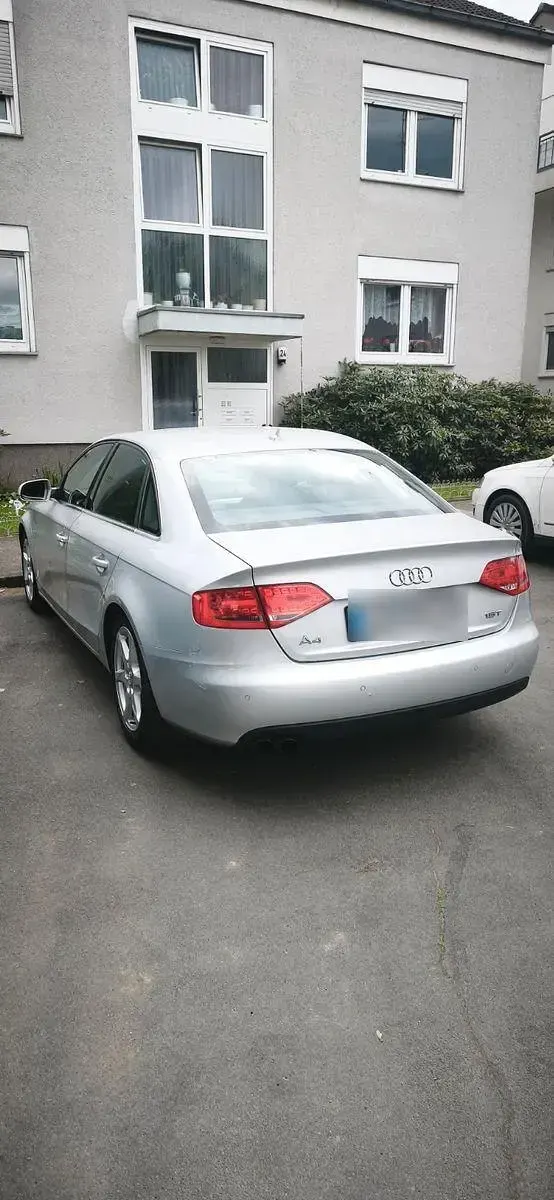 Gebraucht Audi A4 Ambition 120 PS (88 kW) 2009 Schwarz Limousine
