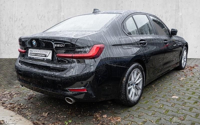 Gebraucht BMW 320 Advantage 184 PS (135 kW) 2022 Schwarz Limousine