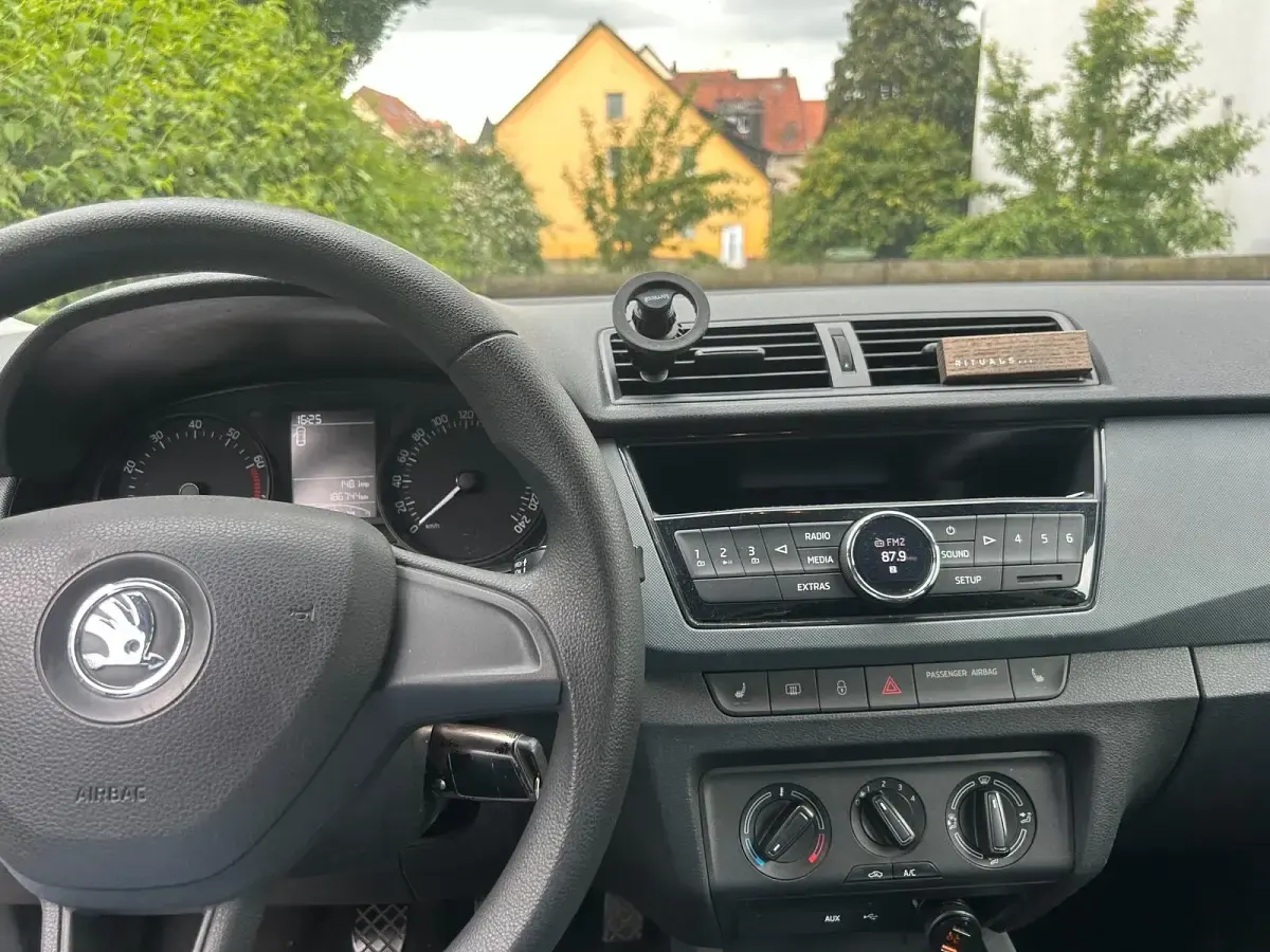 Gebraucht Skoda Fabia 90 PS (66 kW) 2015 Grau Kombi