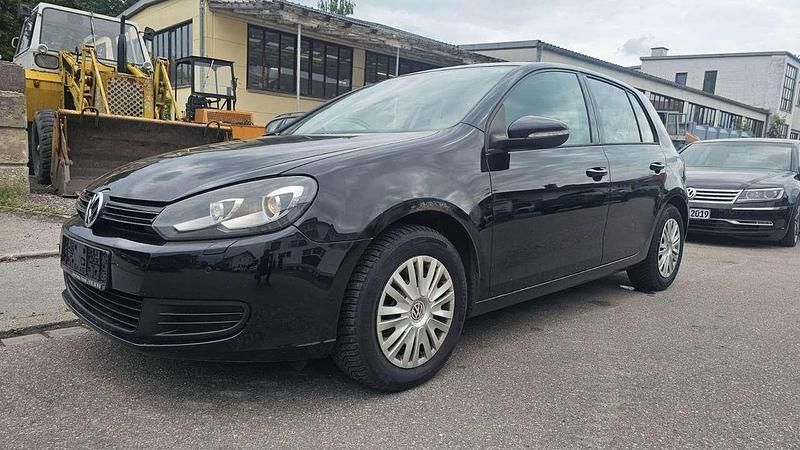 Schwarz Gebraucht 2010 VW Golf VI Comfortline Limousine | 3.900 € (Superpreis) - Bild 1/4