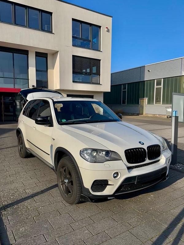 Gebraucht BMW X5 M Sport 245 PS (180 kW) 2012 Weiß SUV