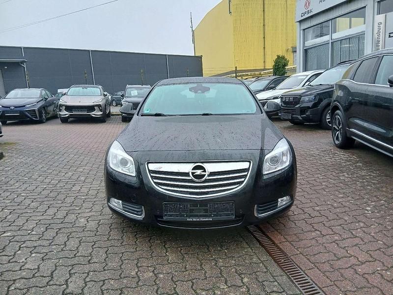 Gebraucht Opel Insignia Innovation 160 PS (117 kW) 2011 Schwarz Limousine