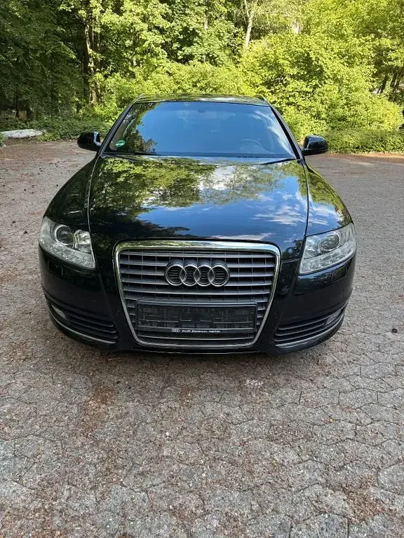 Gebraucht Audi A6 170 PS (125 kW) 2010 Schwarz Kombi