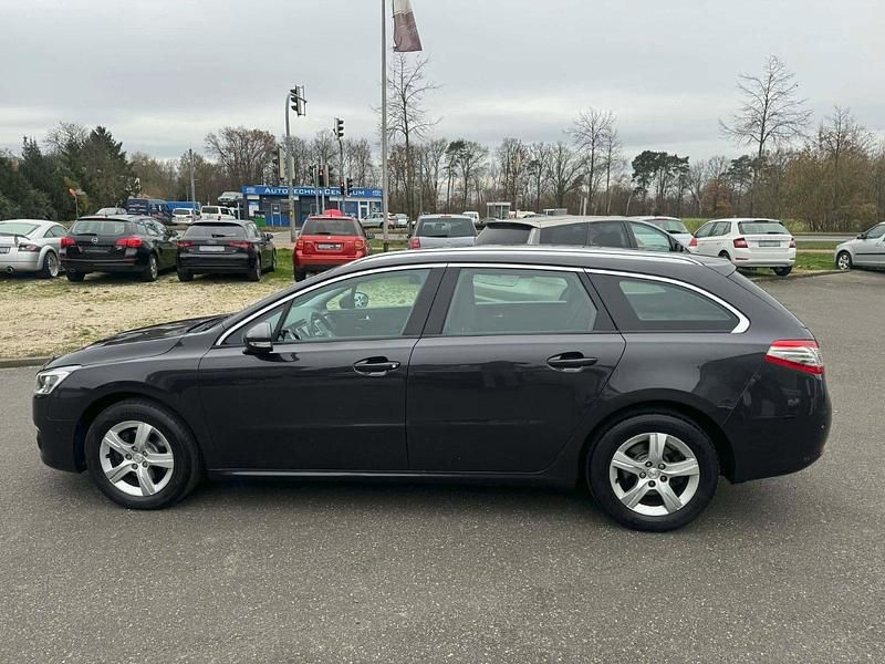 Gebraucht Peugeot 508 Business-Line 150 PS (110 kW) 2015 Grau Kombi