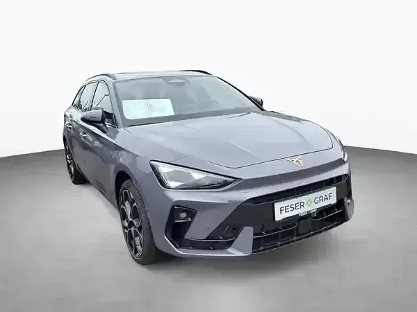 Neu Cupra Leon 150 PS (110 kW) 2026 Graphene grau Kombi
