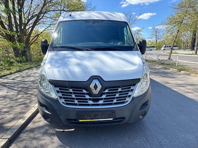 Second-hand Renault Master 145 CP (106 kW) 2020 Alb Monovolum