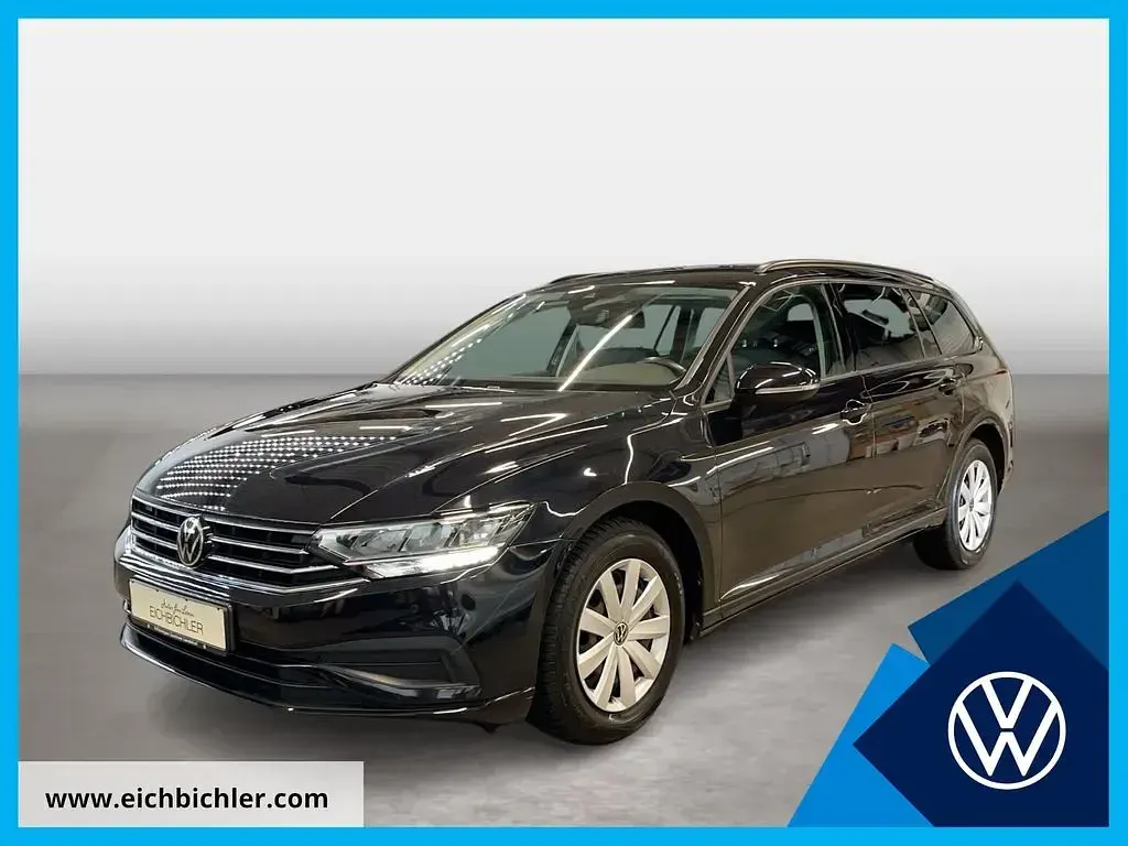 Gebraucht VW Passat Basis 150 PS (110 kW) 2021 Kombi