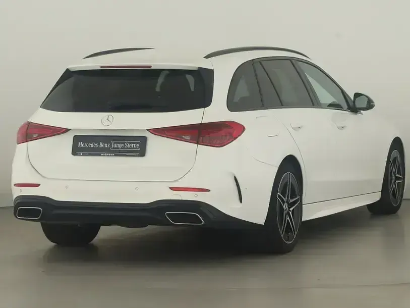 Gebraucht Mercedes C220 AMG 200 PS (147 kW) 2023 Polarweiss uni Kombi
