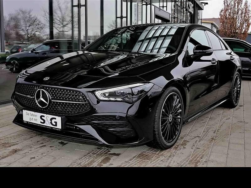 Unilack nachtschwarz Gebraucht 2026 Mercedes CLA200 AMG Coupé | 39.998 € (Fairer Preis) - Bild 1/4