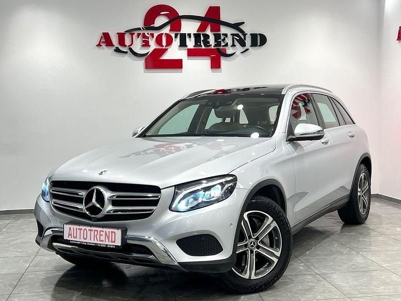 Silber Gebraucht 2017 Mercedes GLC250 SUV | 25.900 € (Fairer Preis) - Bild 1/4