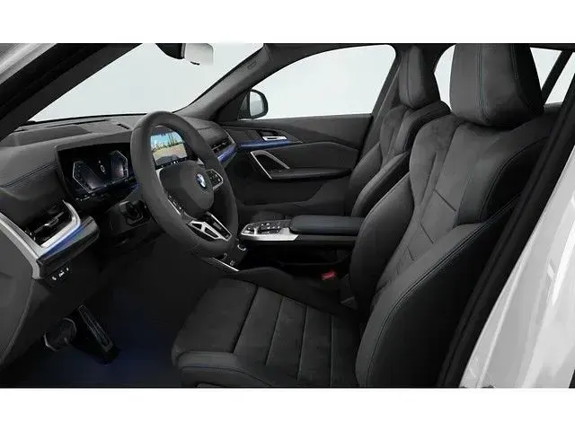 Gebraucht BMW X2 Performance 170 PS (125 kW) 2025 Weiß SUV