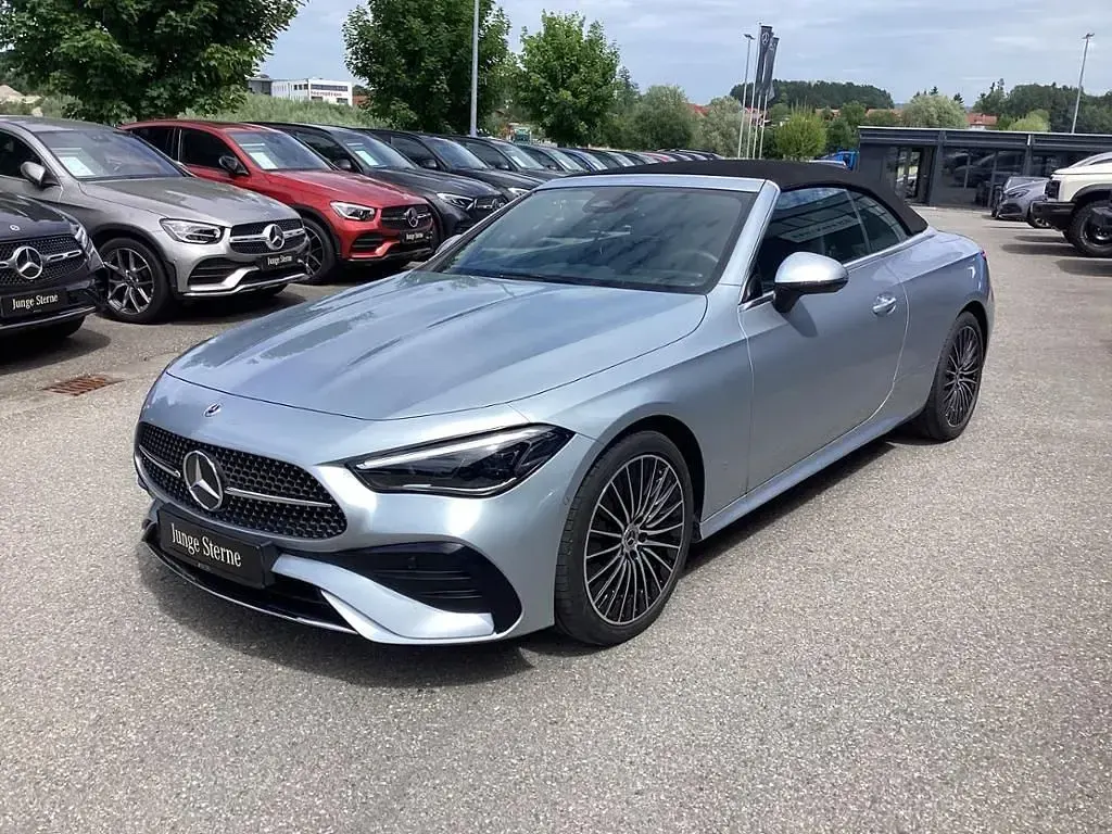 Gebraucht Mercedes CLE300 AMG 258 PS (189 kW) 2024 Metalliclack hightechsilber Cabrio