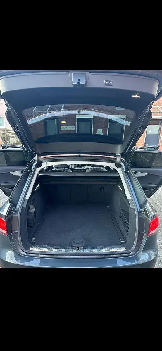 Używany Audi A4 Ambition 150 KM (110 kW) 2016 Szary Kombi