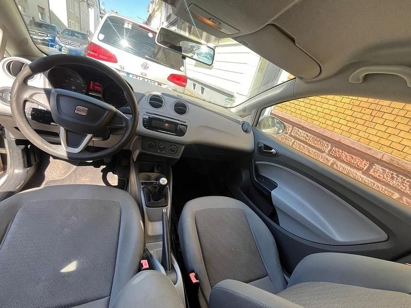 Gebraucht Seat Ibiza Style 80 PS (58 kW) 2010 Weiß Kleinwagen