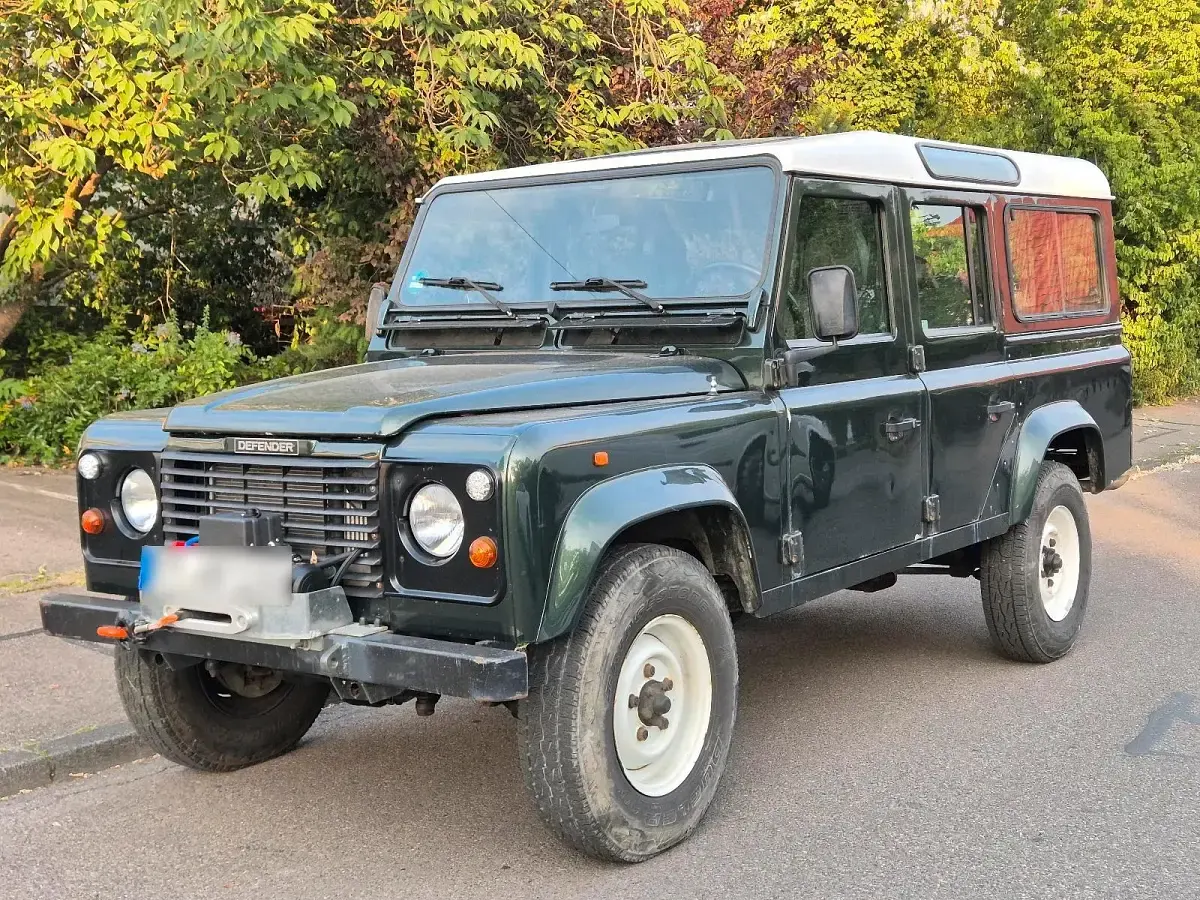 Gebraucht Land Rover Defender 113 PS (83 kW) 1998 Grün SUV