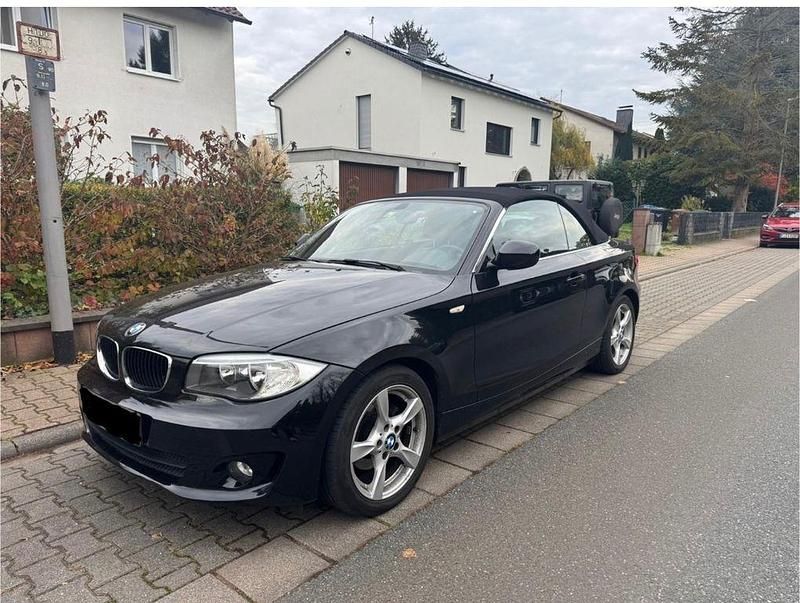 Gebraucht BMW 118 Sport Line 143 PS (105 kW) 2014 Schwarz Kleinwagen