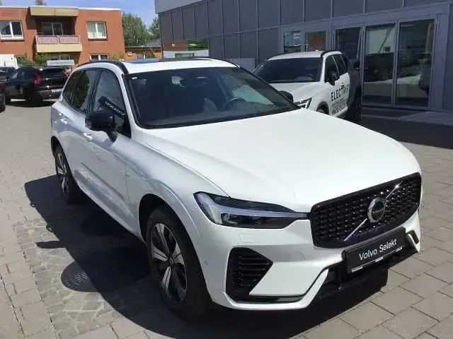Gebraucht Volvo XC60 Plus 257 PS (189 kW) 2025 Weiß SUV