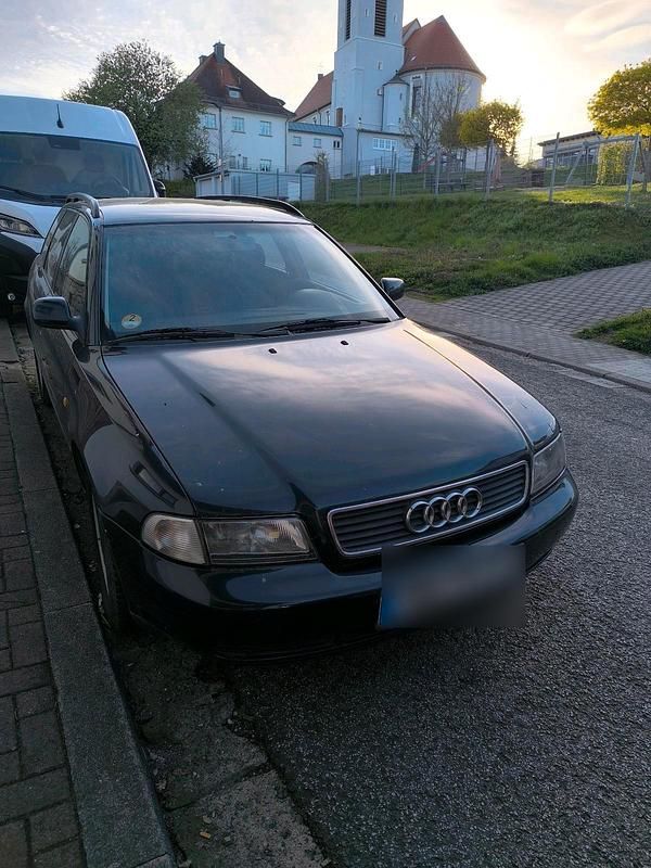 Gebraucht Audi A4 110 PS (80 kW) 1998 Blau Kombi