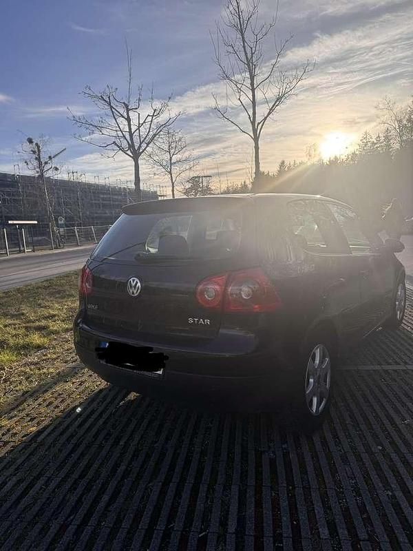 Gebraucht VW Golf IV Trendline 75 PS (55 kW) 2004 Schwarz Kleinwagen