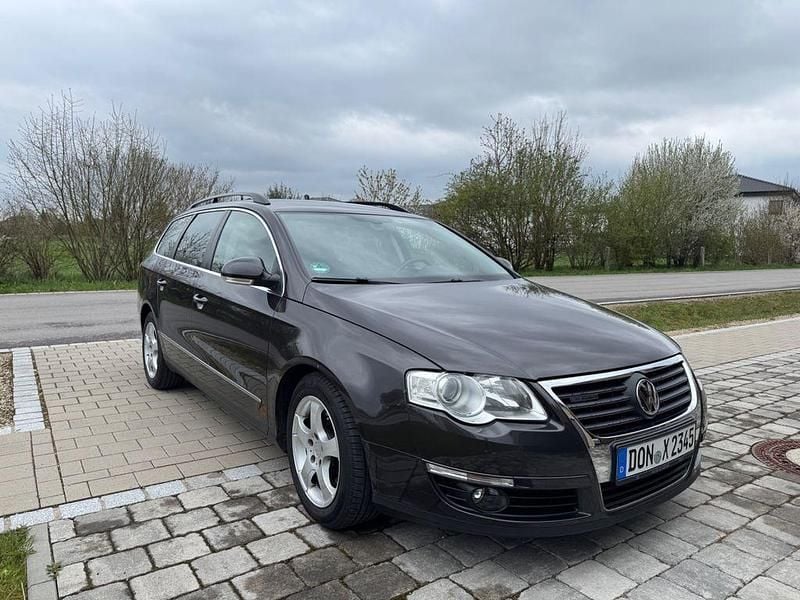 Second-hand VW Passat Comfortline 110 CP (80 kW) 2009 Berlinǎ